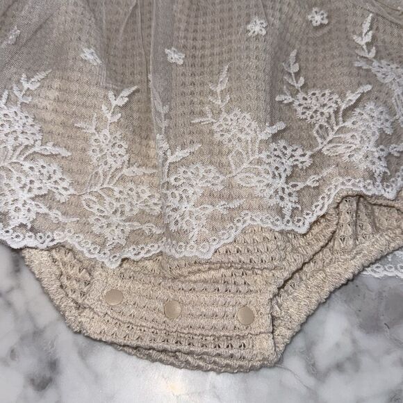 NWOT SWEET GABBY NUDE BODYSUIT DRESS 18/24M - Picture 4 of 6